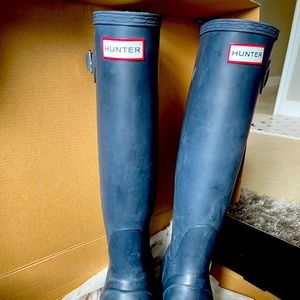 Hunter Rainboots - navy tall